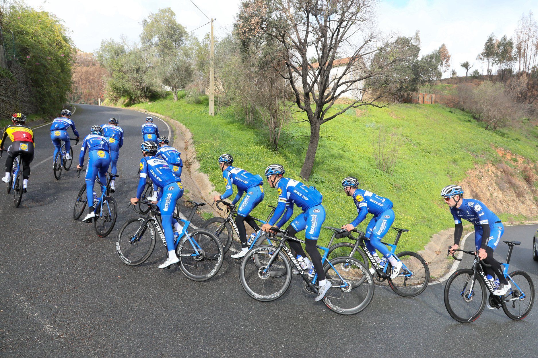Deceuninck-Quick Step a estagiar no Algarve