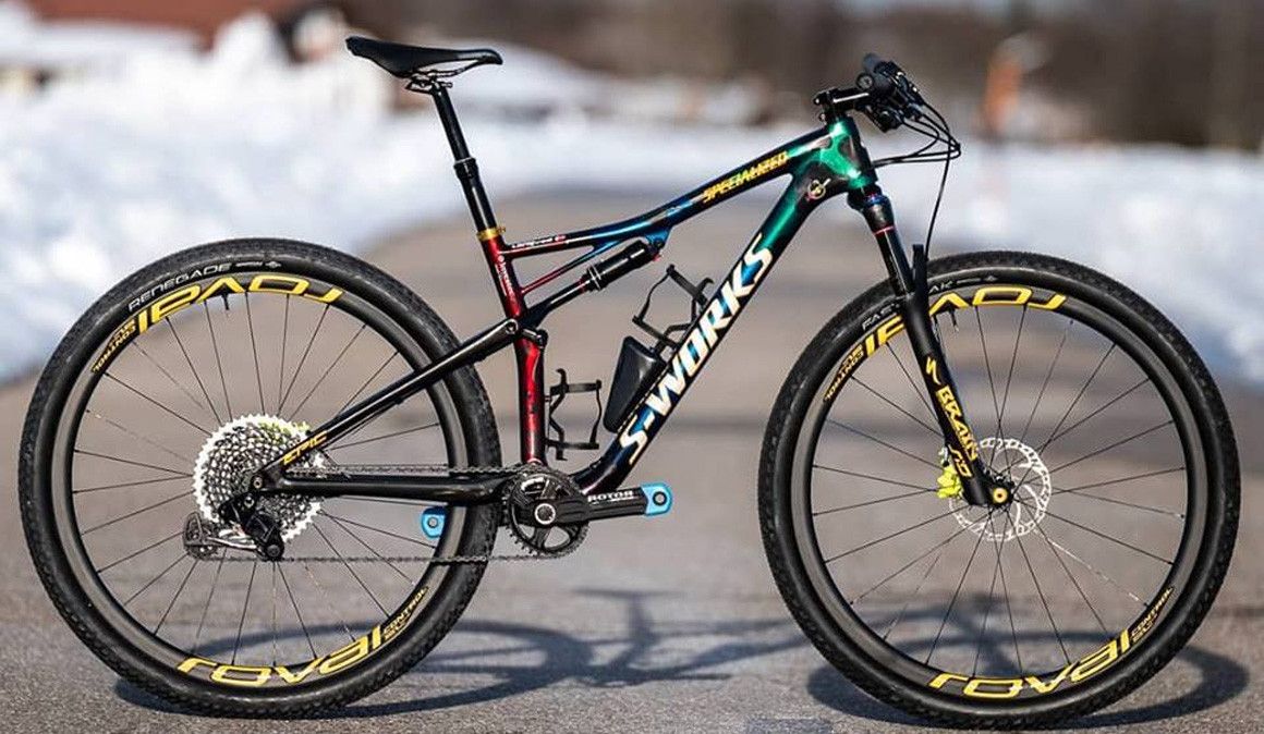 Já viste a espetacular bicicleta de Langvad e Kulhavy para o Cape Epic?