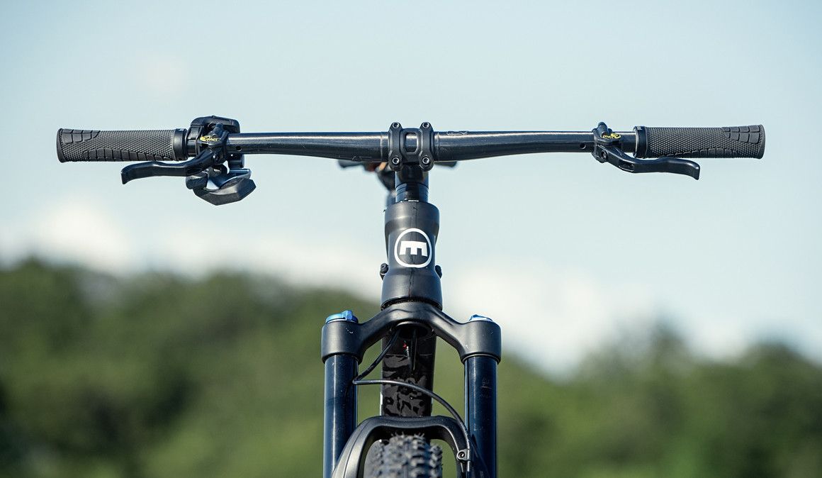 Magura apresenta Cockpit Integration