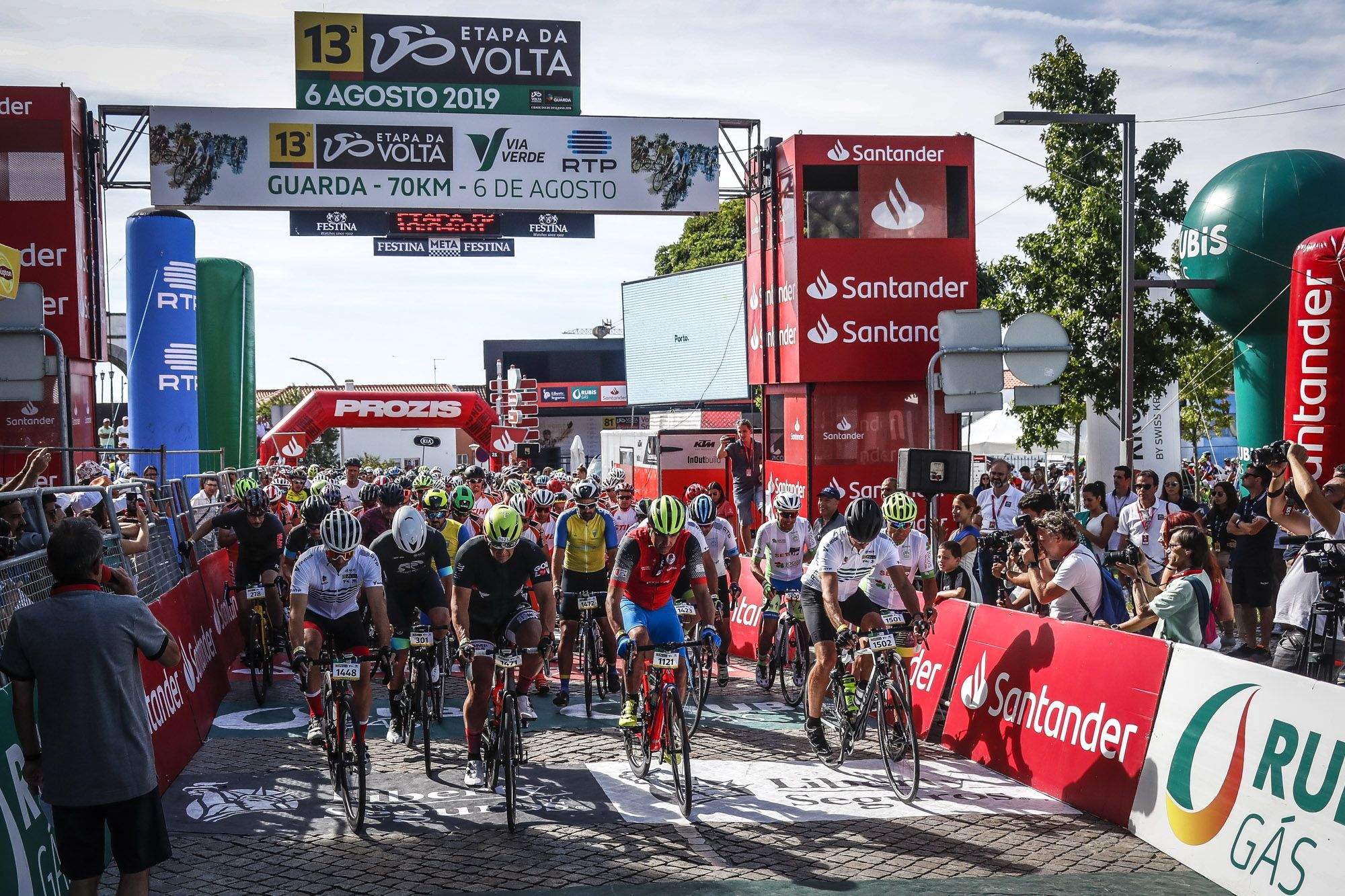 Etapa da Volta sempre animada