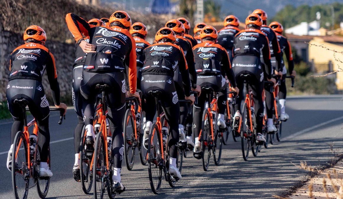 Mais uma equipa Pro Continental que desaparece...