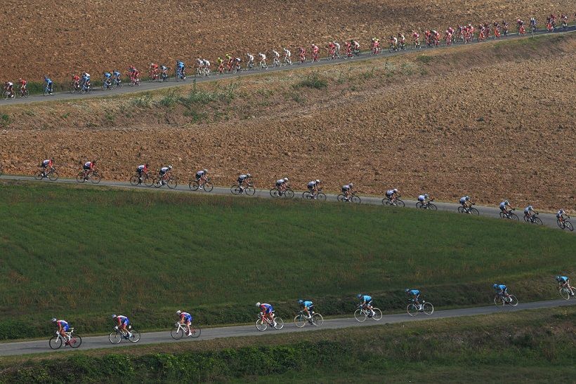 Uma semana com muito ciclismo em direto nos canais Eurosport