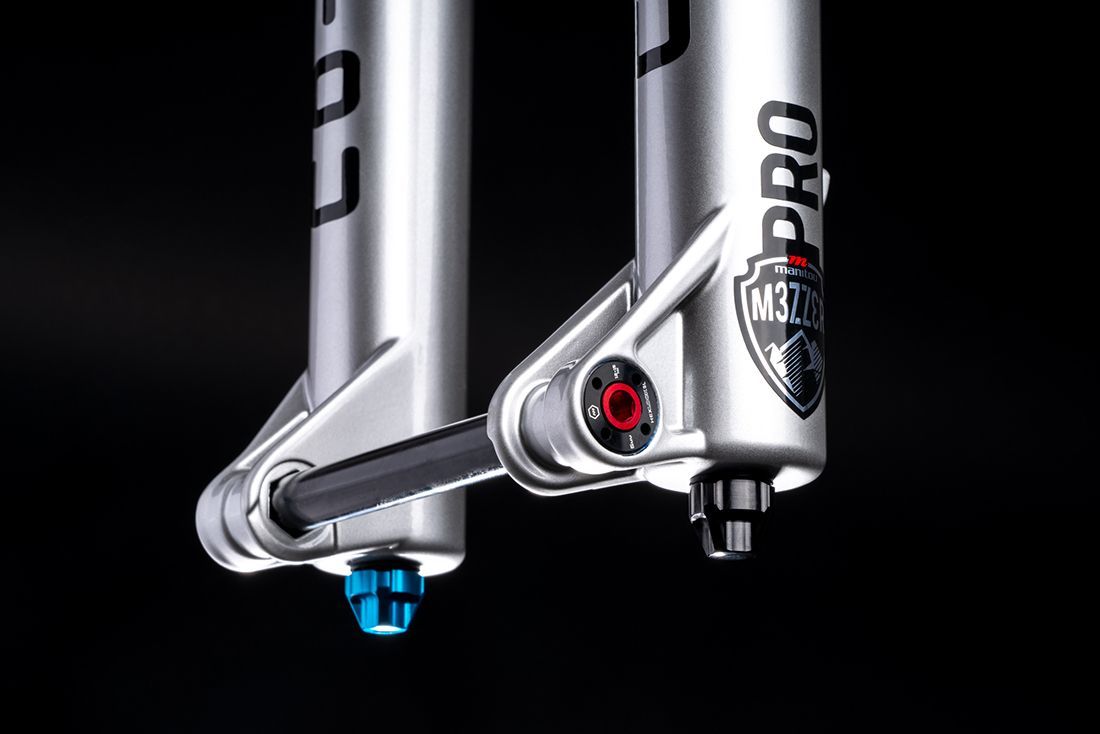 Nova Manitou Mezzer Pro edição limitada Sterling