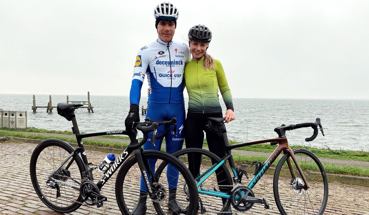 Fabio Jakobsen volta a andar de bicicleta após o seu grave acidente 