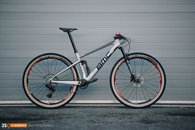 Todos os detalhes da bicicleta oficial da Absolute Absalon - BMC Team