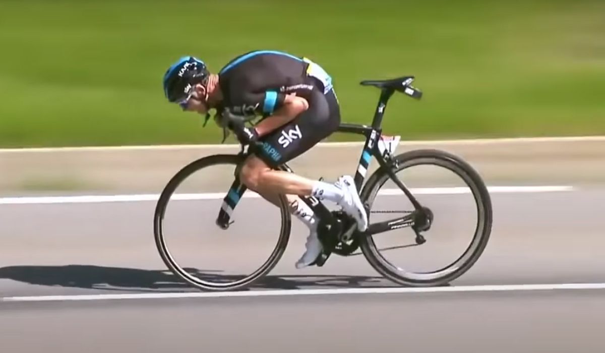 UCI proíbe os ciclistas de adotarem "posições perigosas" nas descidas 