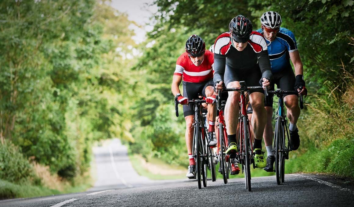 Ciclistas e sinais de trânsito