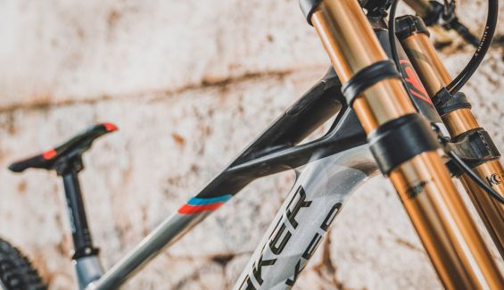 mondraker summum carbon 2022 18 mondraker summum carbon 2022 18