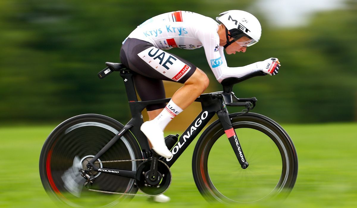 Tour: Pogacar ganha o primeiro crono e Van der Poel mantém a amarela