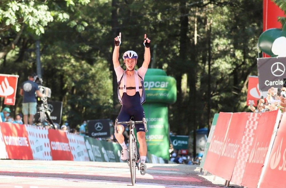 Mason Hollyman vence em Santo Tirso e Daniel Freitas veste a amarela