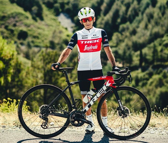 Alain Prost, a lenda da Fórmula 1, é um grande entusiasta do ciclismo