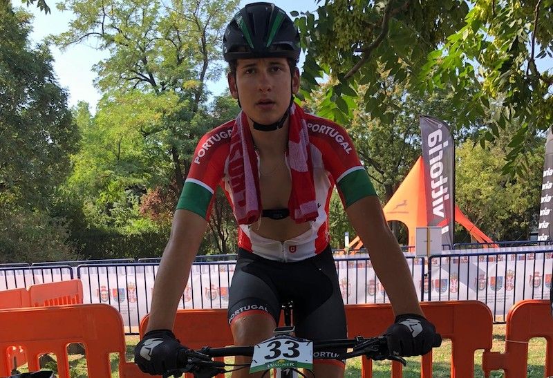 João Cruz 22.º na prova júnior do Europeu de XCO