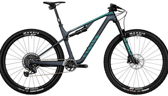 Lux Trail CF 8 Lux Trail CF 8
