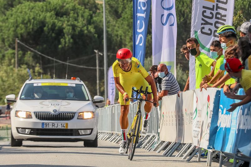 António Morgado vence o contrarrelógio e aumenta vantagem na geral da Volta a Portugal de Juniores