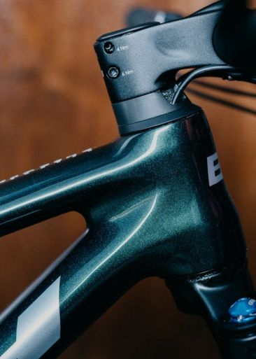 ynx race carbon rc mais economica 18