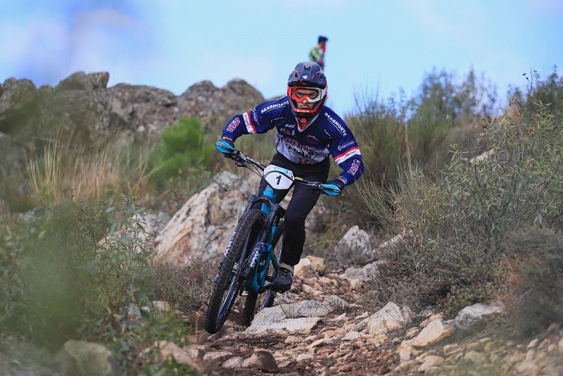 Enduro: João Rodrigues e Maaris Meier conquistam a vitória em Castelo de Vide