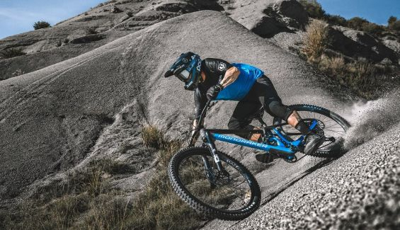 mondraker renova a foxy carbon 6