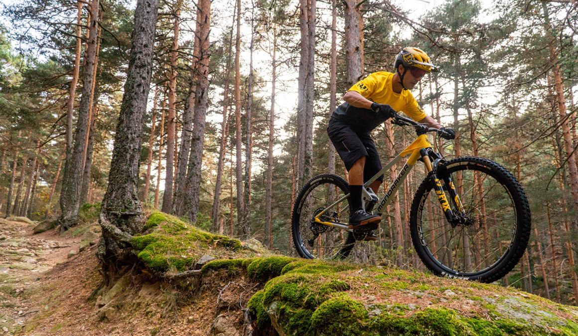 TESTE: nova Mondraker Raze