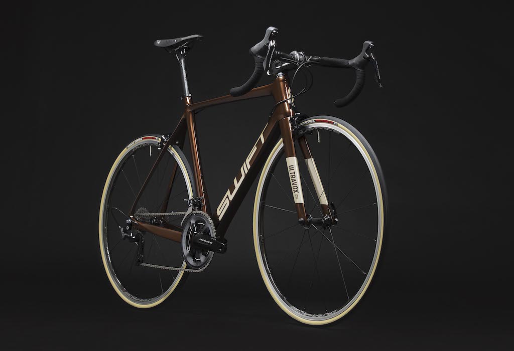 SwiftCarbon apresentou dois modelos especiais