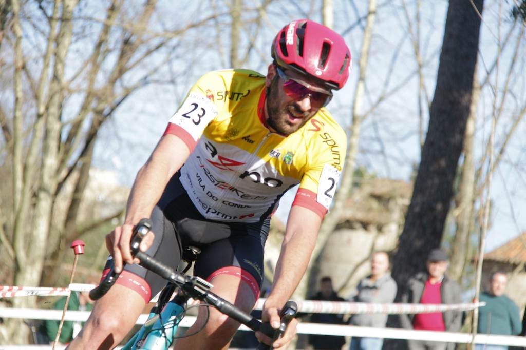 Mário Costa e Ana Santos são os vencedores da Taça de Ciclocrosse