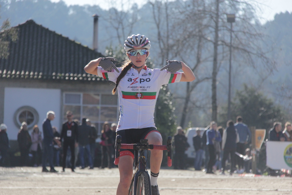 Mário Costa e Ana Santos são os vencedores da Taça de Ciclocrosse