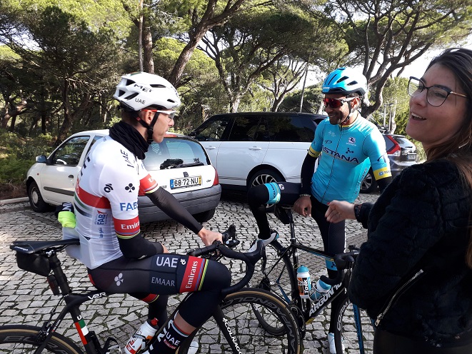 Sabias que há um ciclista da Astana a treinar e a viver em Portugal?