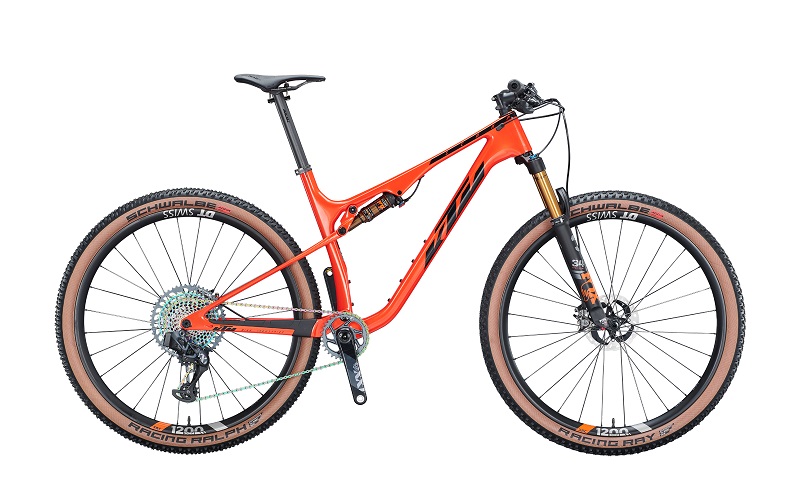 KTM apresenta novidades