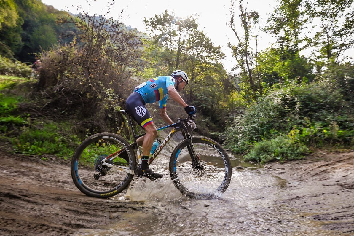 Giant e Leonardo Páez: estas são as bicicletas do Campeão do Mundo de XCM