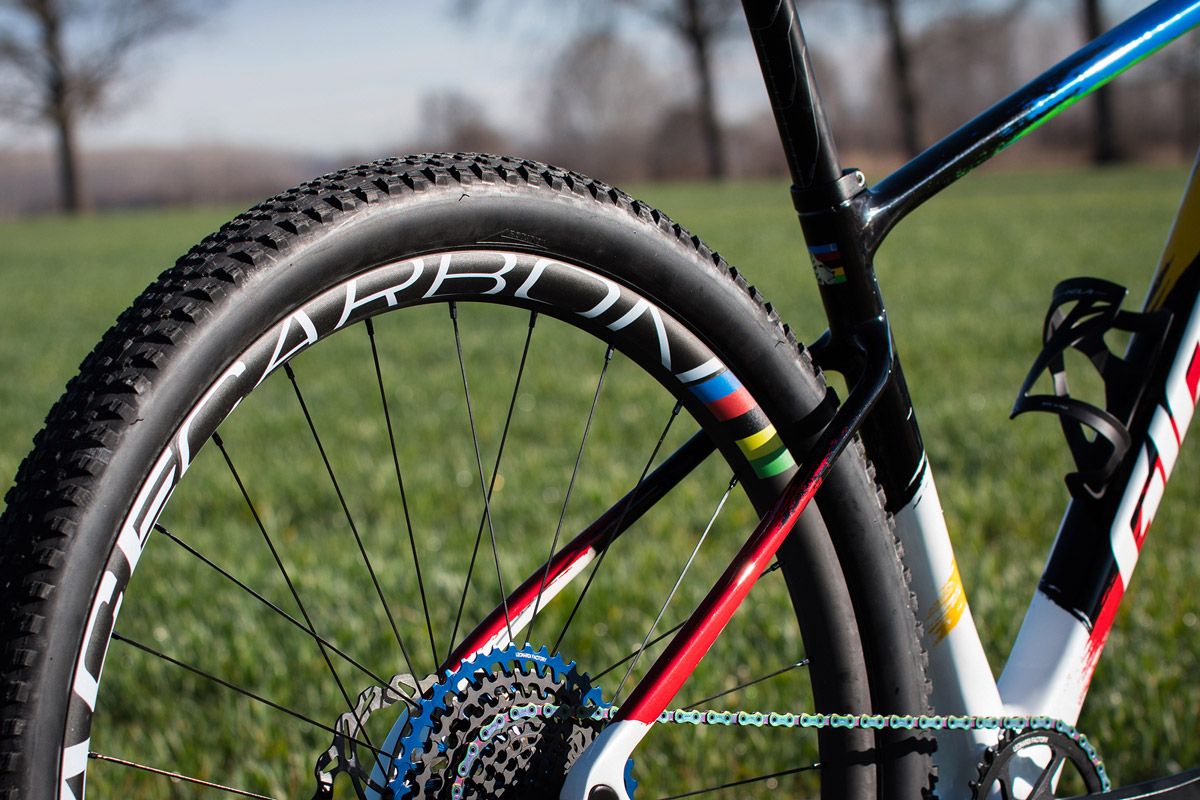 Giant e Leonardo Páez: estas são as bicicletas do Campeão do Mundo de XCM