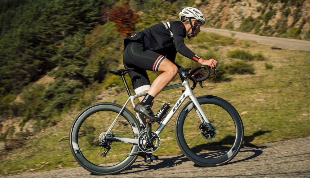 BH Ultralight EVO 2021: quadro de 750 gramas e máxima integração aerodinãmica