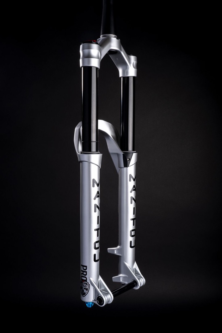 Nova Manitou Mezzer Pro edição limitada Sterling