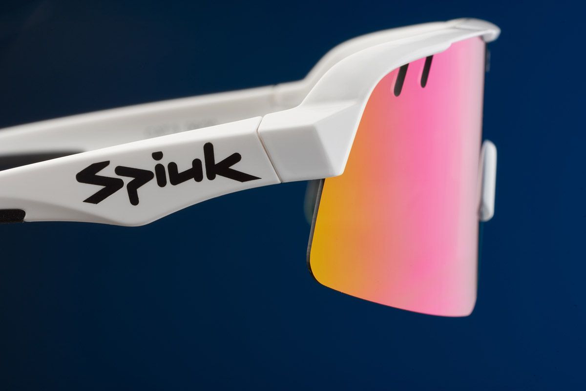 Spiuk apresenta novos óculos Skala com design retro