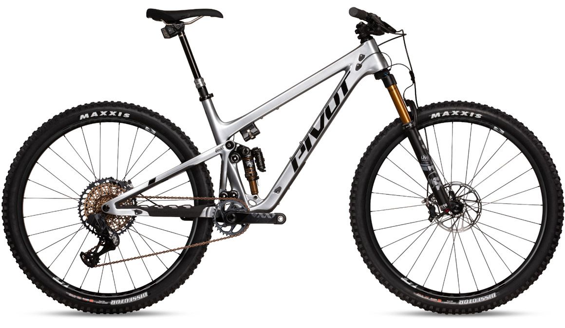 Já está disponível a nova versão da Pivot Trail 429