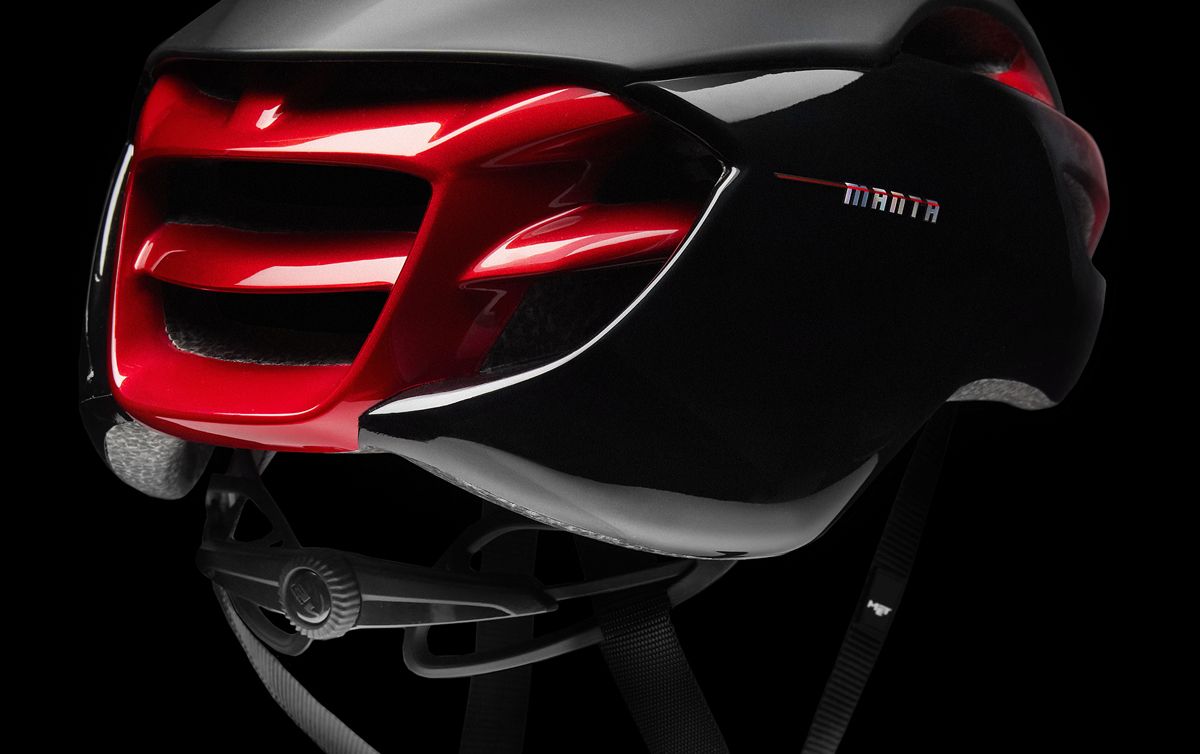 Novo capacete Met Manta MIPS